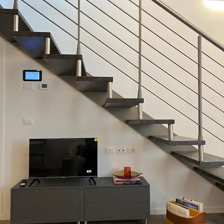 Modern Appartament Apartment